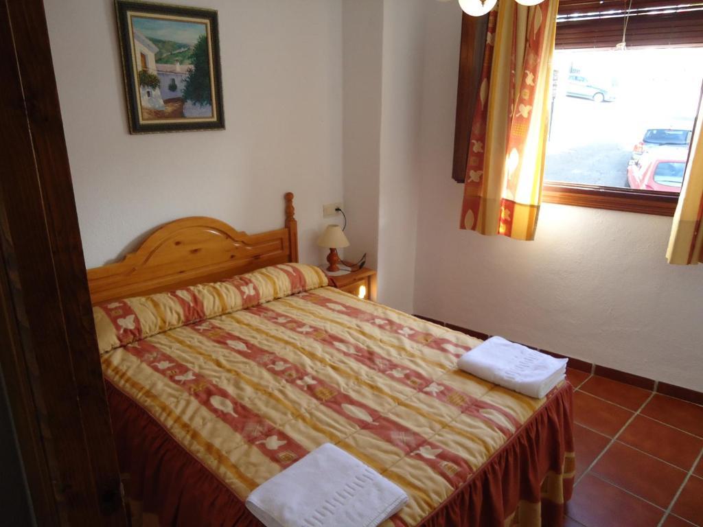 Apartamentos Rurales Las Chimeneas 카피레이라 객실 사진