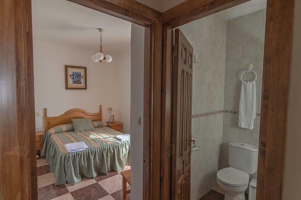 Apartamentos Rurales Las Chimeneas 카피레이라 외부 사진