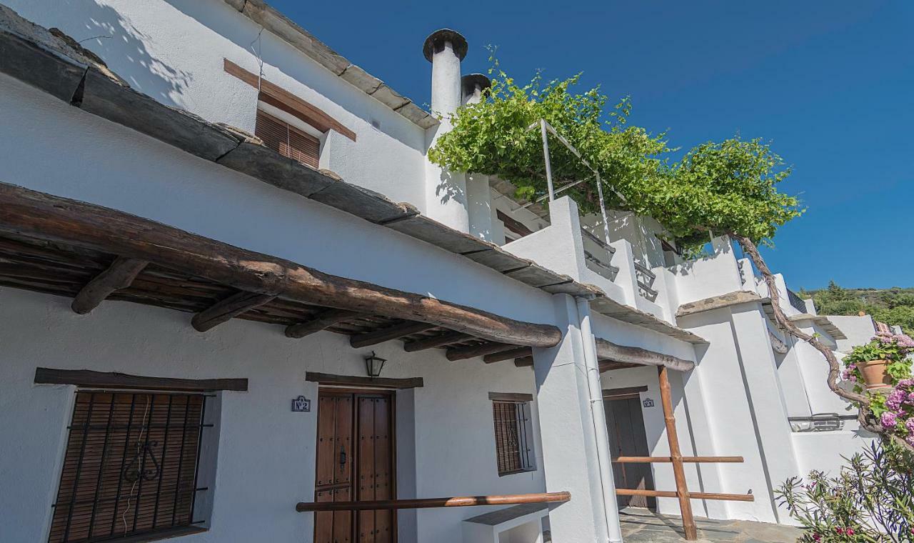 Apartamentos Rurales Las Chimeneas 카피레이라 외부 사진